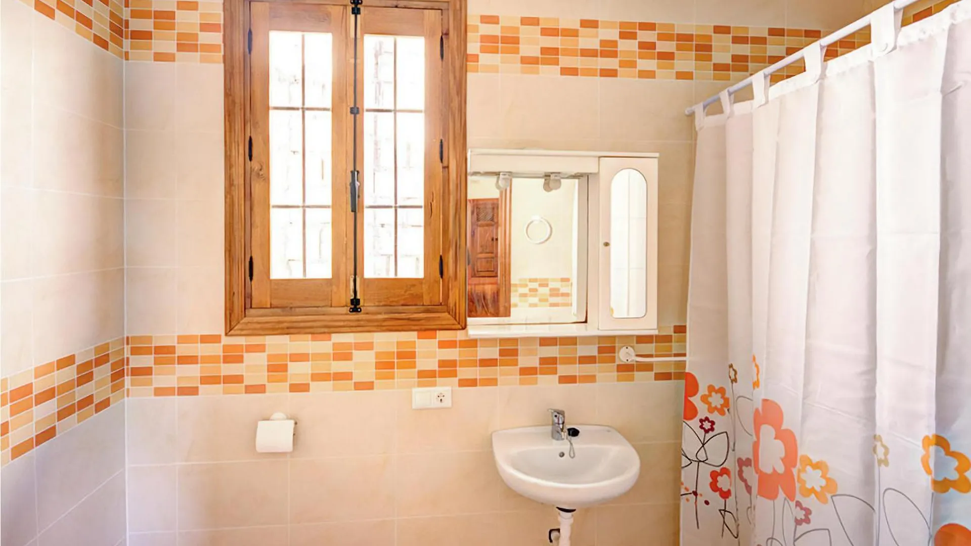 Villa Los Alamos Iznajar 0*,