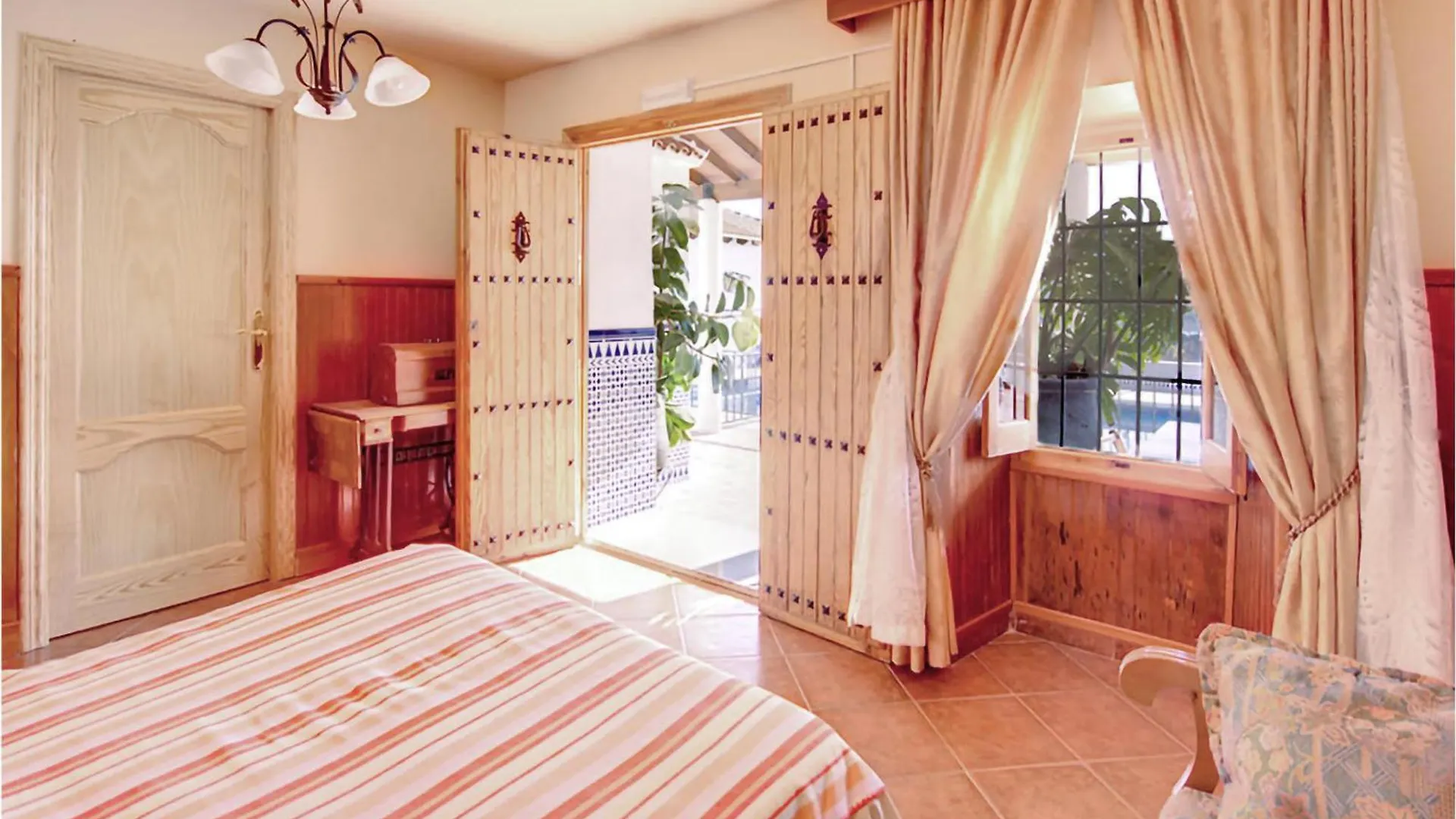 Villa Los Alamos Iznajar Spain